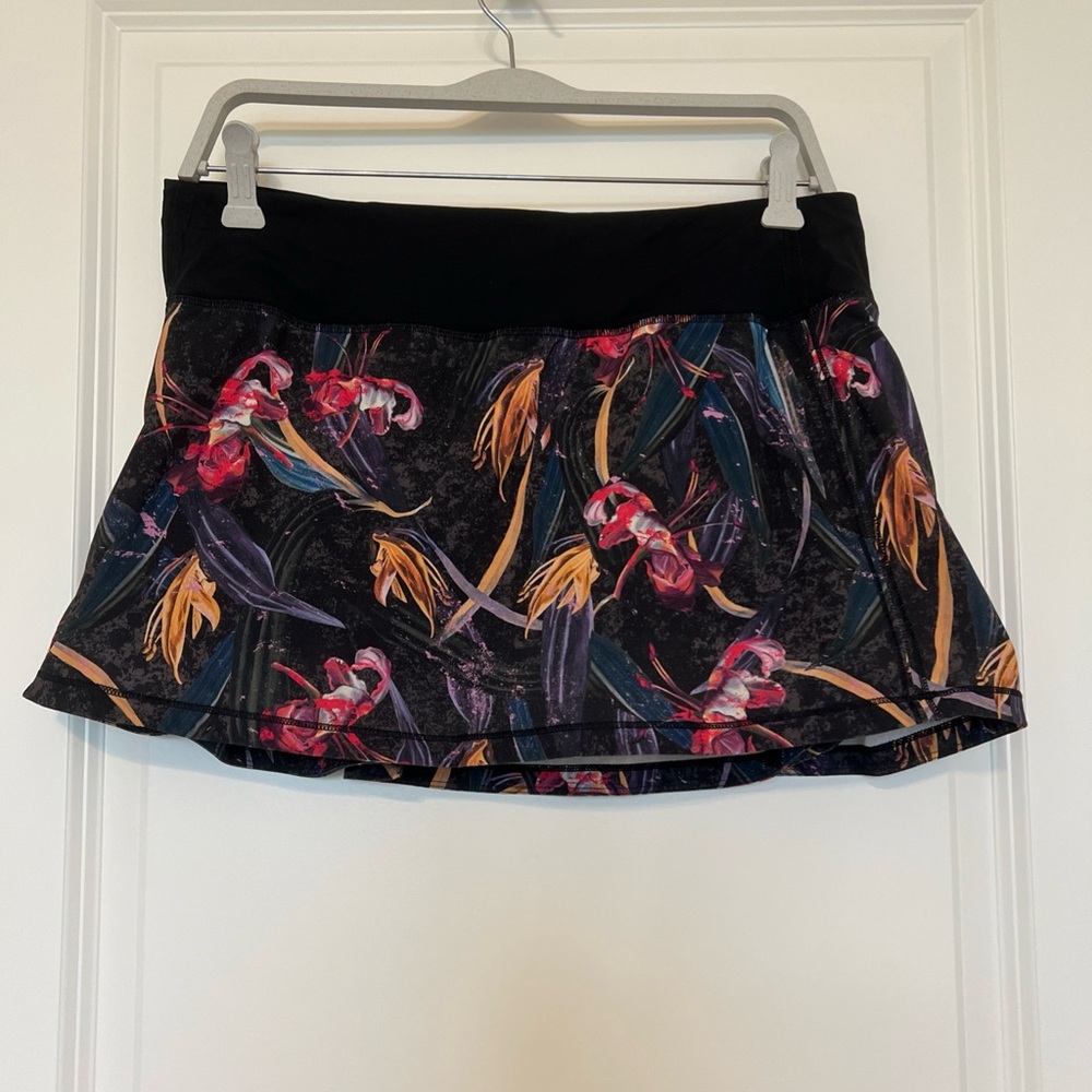 Lululemon pace rival sport skirt under lined shorts Black Floral-Print GREAT 8